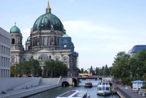 Berliini-paketti: Kaupunkikierros & venekierros Spree-joella