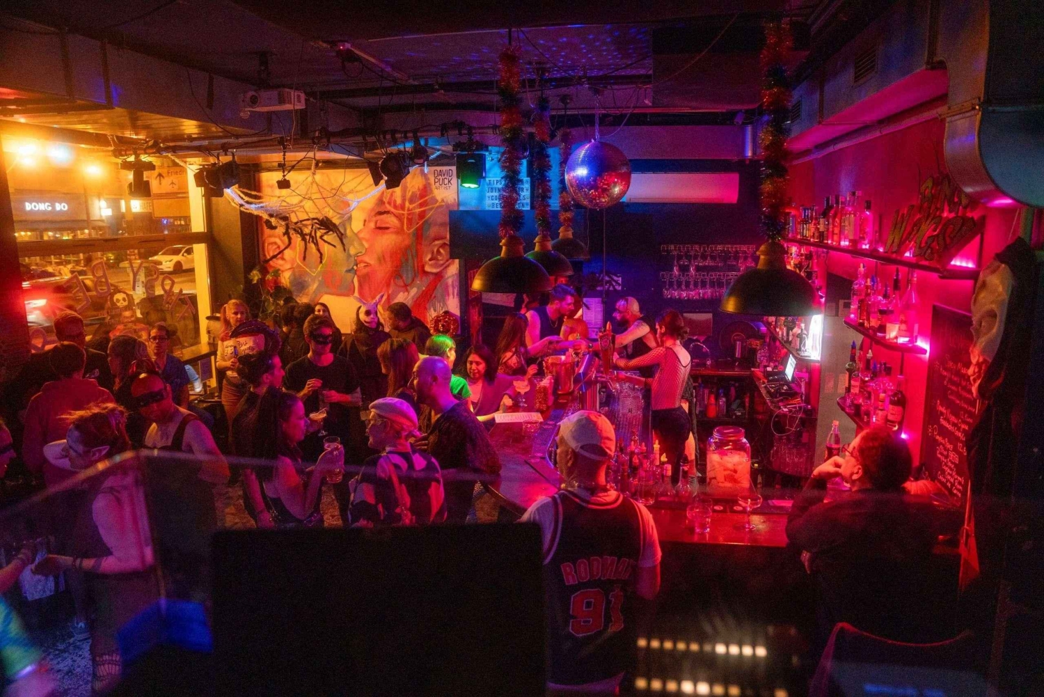 Berlin: Drag Show Night with Entry Ticket & Local Host