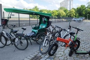 Berlin (E)Bike Tour Historical Highlights in Small groups
