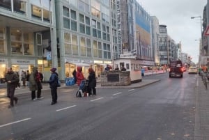 Berlin (E)Bike Tour Historical Highlights in Small groups