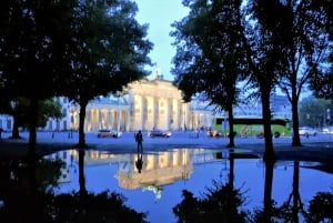 Berlin (E)Bike Tour Historical Highlights in Small groups