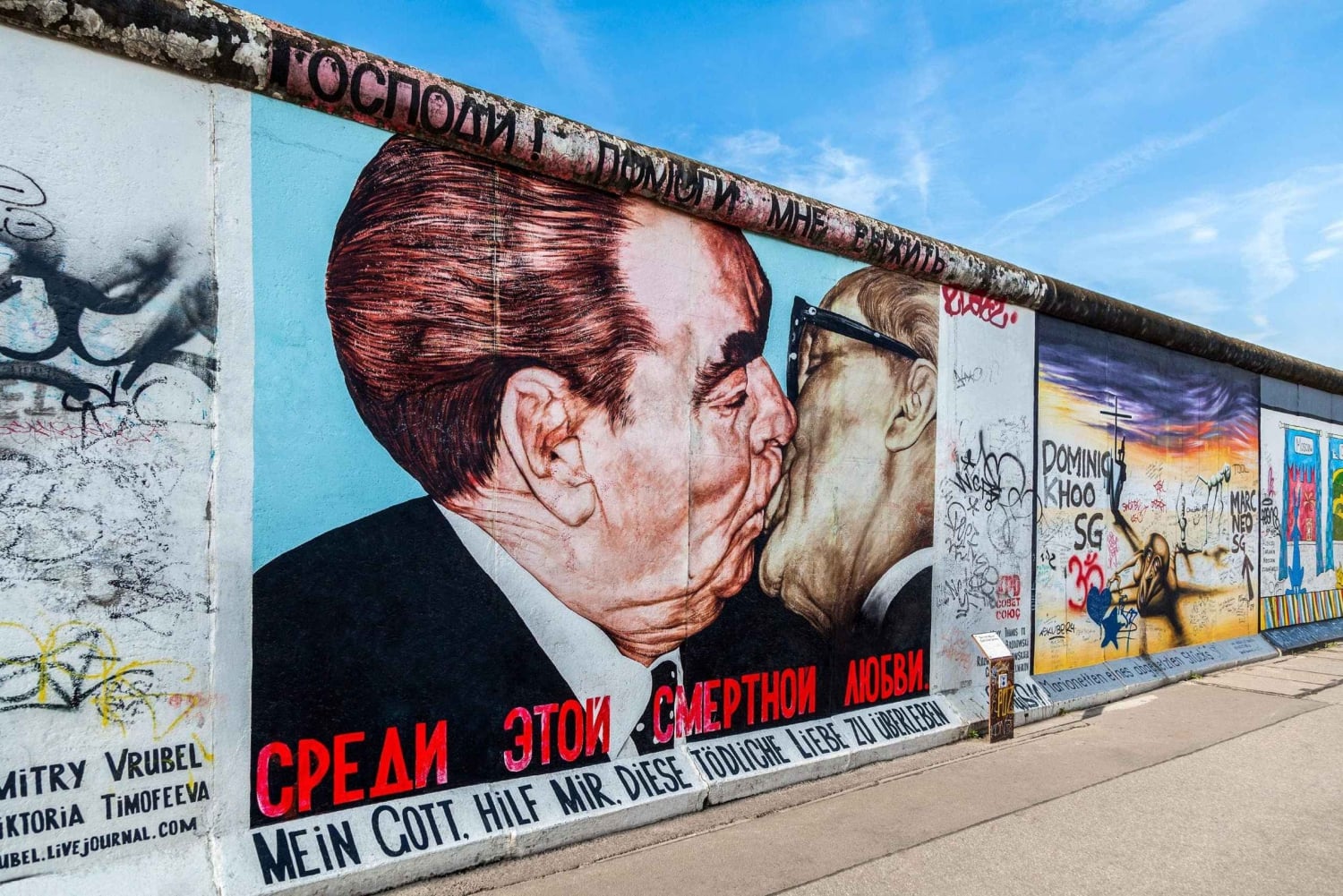 Berlin: East Side Gallery and Cold War Segway Tour