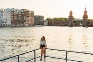 Berlin: East Side Gallery Photoshoot