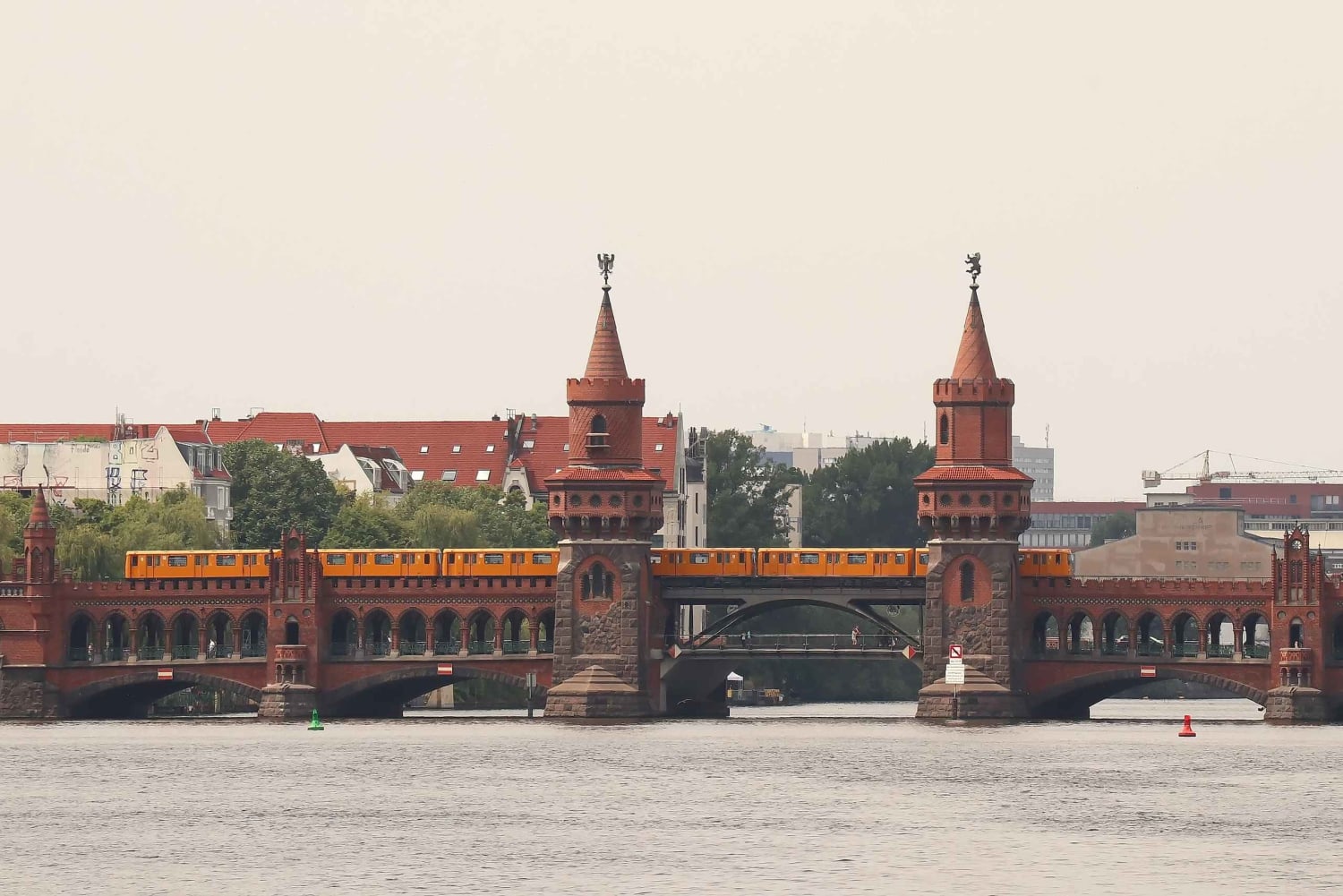 Berlin: East Side Gallery Spree Cruise in a Solar Catamaran