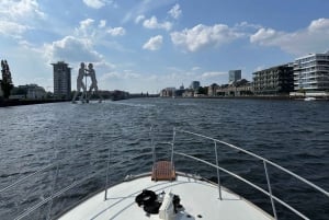 Berlin: Exclusive Berliner Seen Tour auf 'DDR-Bonzen-Yacht' SCHMÖCKWITZ