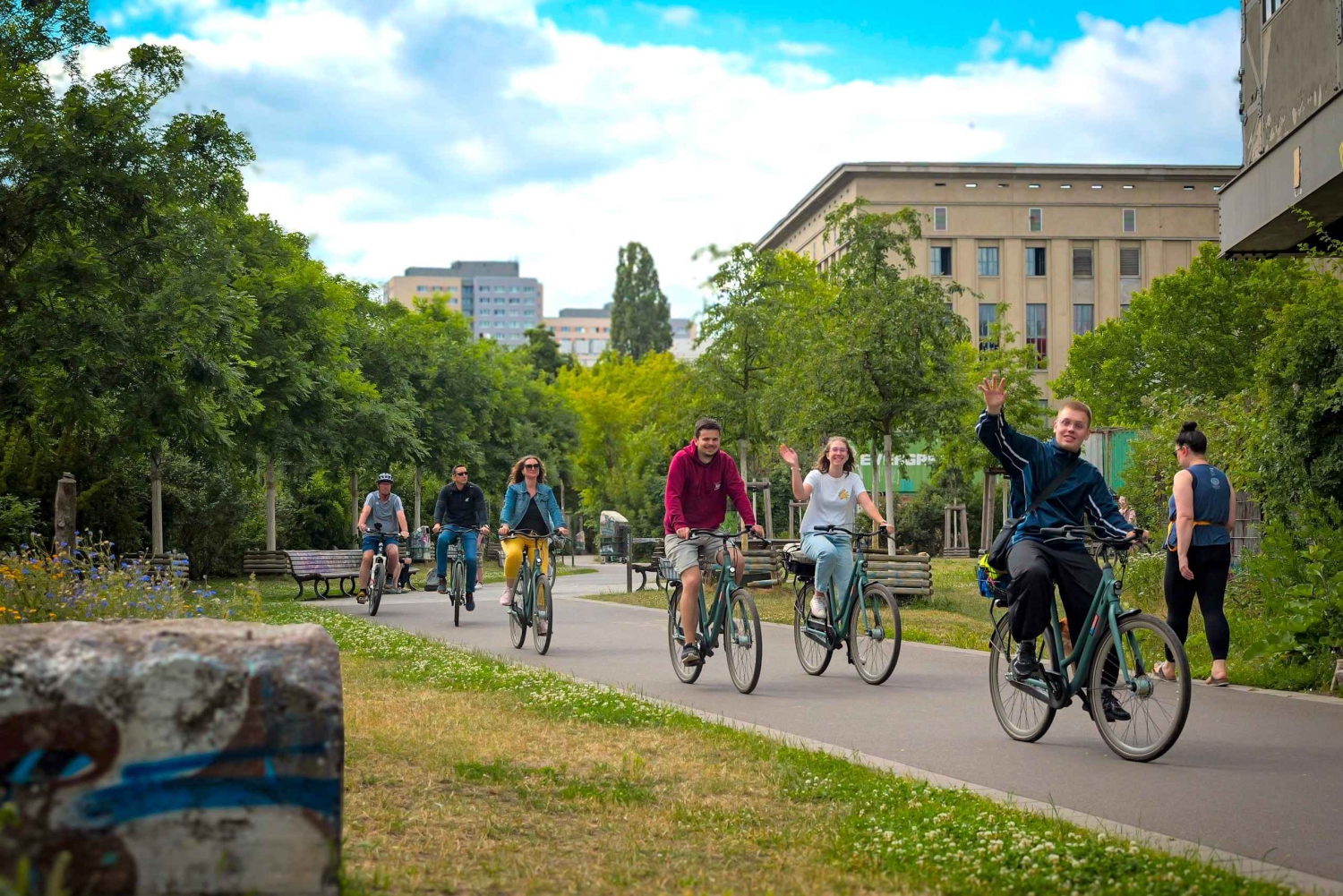 Berlin: Experience the Alternative Kreuzberg on a Bike Tour