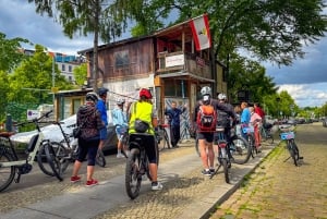 Berlin: Experience the Alternative Kreuzberg on a Bike Tour