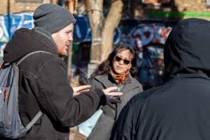 Berlin: Food Tour with 8 Authentic Local Tastings in Mitte