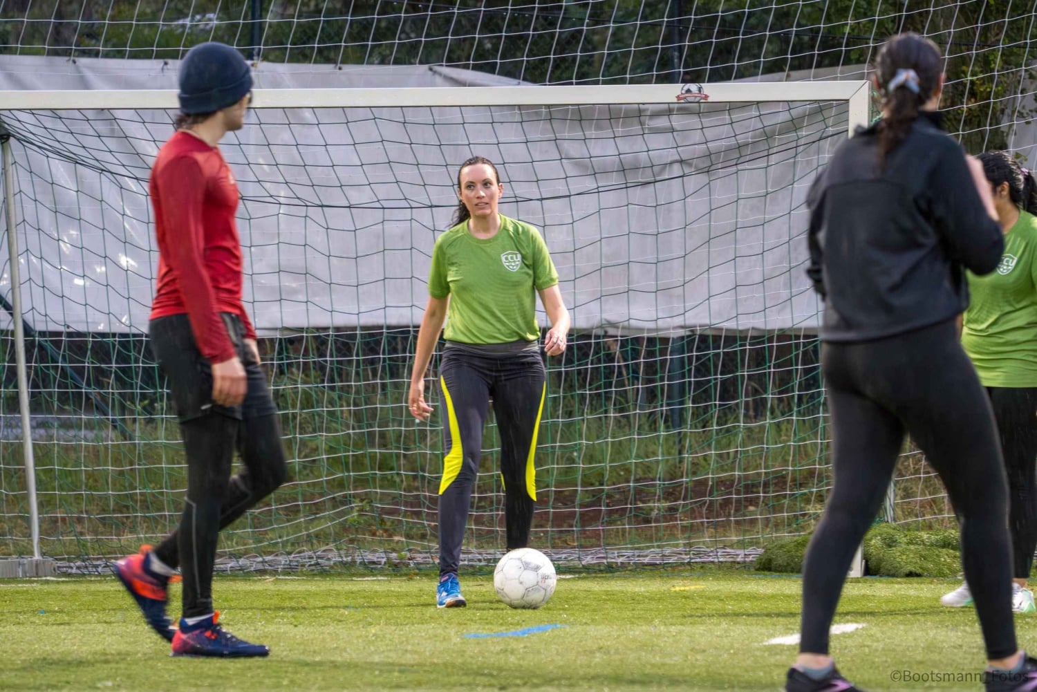 Berlin: Football Open Play Sports Sessions
