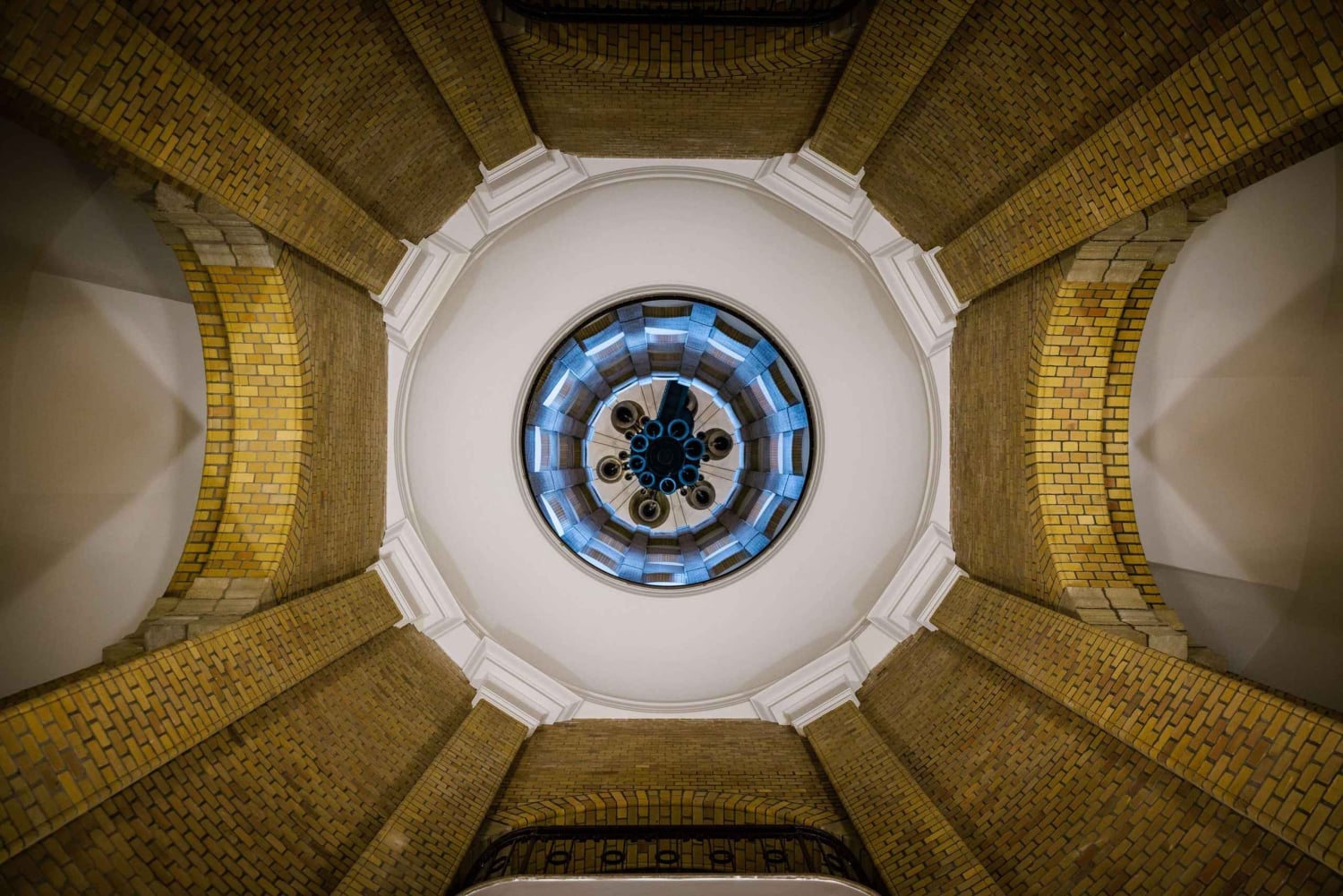 Berlin: Französischer Dom 360° Panorama & Crémant to go