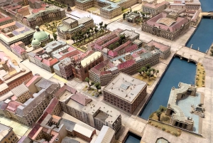 Berlijn: Van oost naar west & muur rondleiding per fiets met gids