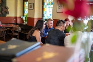 Berlin: Gourmet Food & Cultural Walking Tour