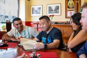 Berlin: Gourmet Food & Cultural Walking Tour