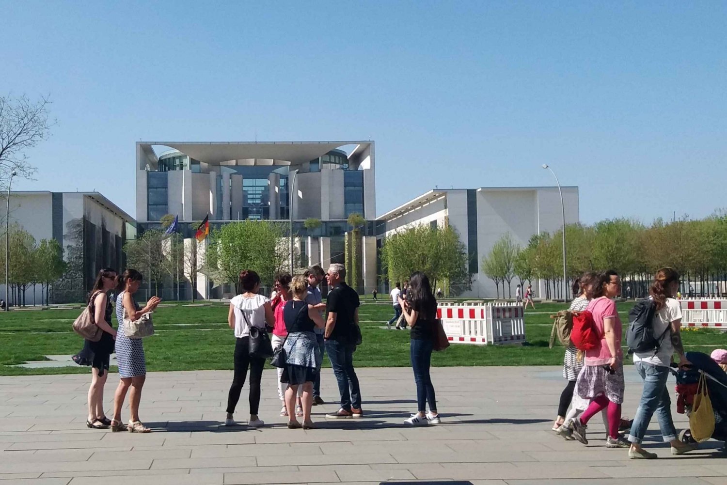 Berlim: distrito governamental em torno da visita guiada do Reichstag