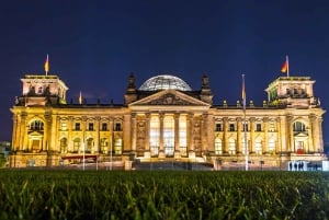 Berlin: Government District Evening Walking Tour
