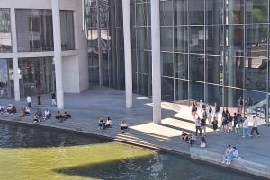 Berlin: Government District Tour and Reichstag Dome Visit