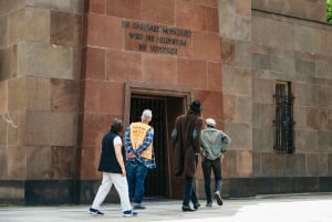 Berlin: Green City Guided Bike Tour