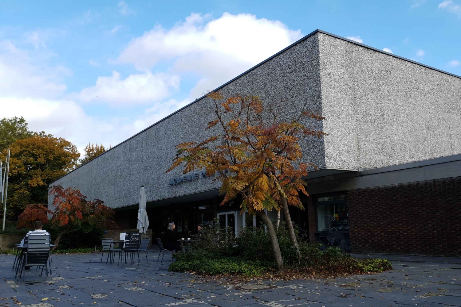 Berlin: Guided Architectural Walking Tour of Hansaviertel