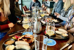 Berlin: Guided Craft Beer & Cultural Tour With Snacks