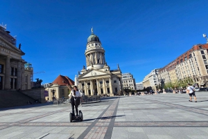 Berlin: geführte Segway Tour in Mitten der Stadt