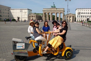 Berlino: Tour panoramico guidato con le biciclette della conferenza