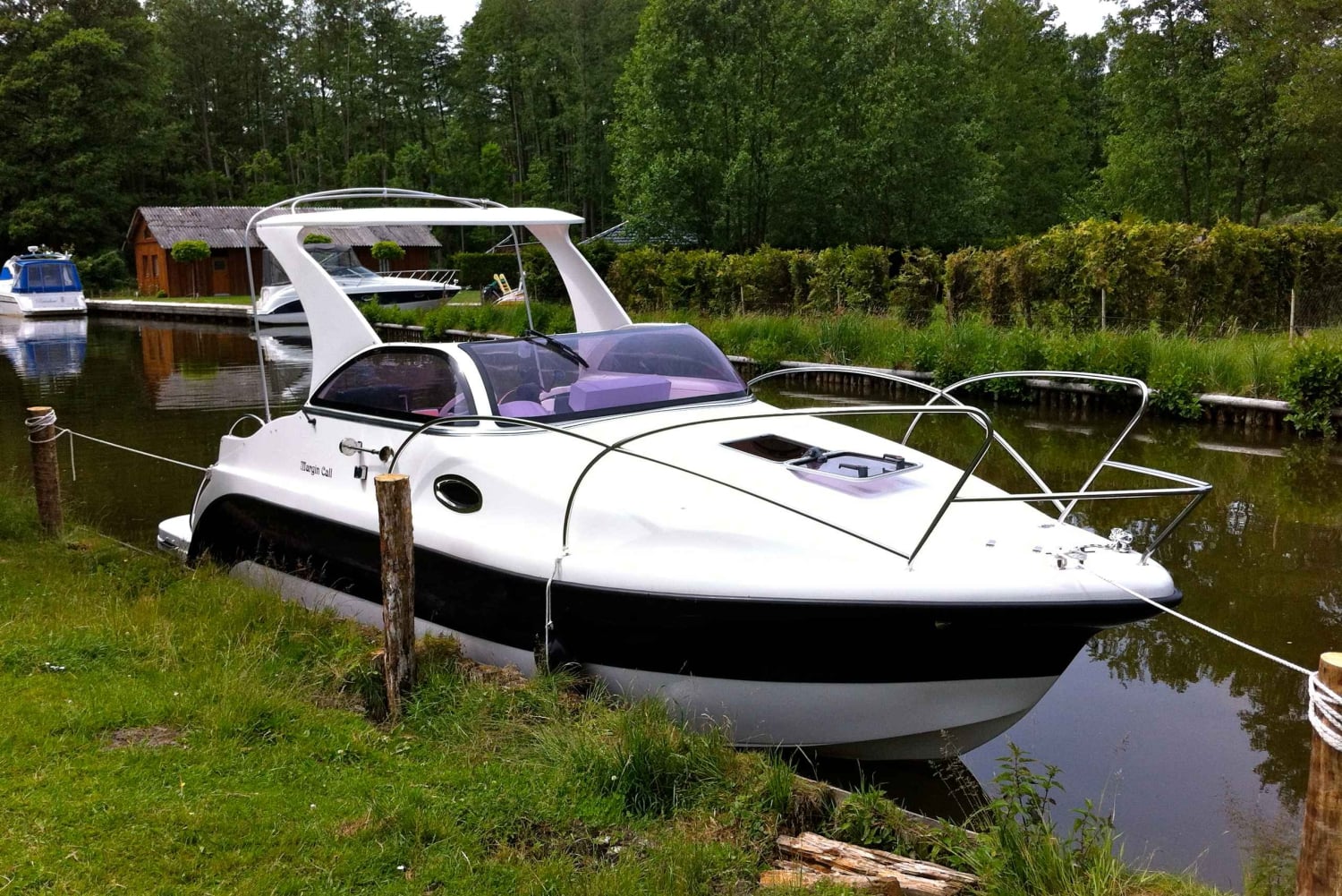 Berlin: Guidet sydberlinsk yacht-tur med svømmestop (slap af)