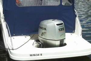 Berlín:Recorrido guiado en yate por el sur de Berlín con parada para nadar (relax)