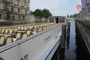 Berlin: Guided Spree River Sightseeing Cruise