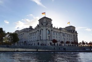 Berlin: Geführter Rundgang um den Reichstag