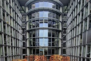 Berlin: Guided Walking Tour around the Reichstag