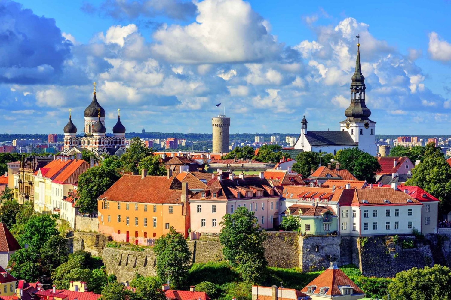 Berlin, Hamburg, Tallinn & Helsinki Cruise Ship Tour Package