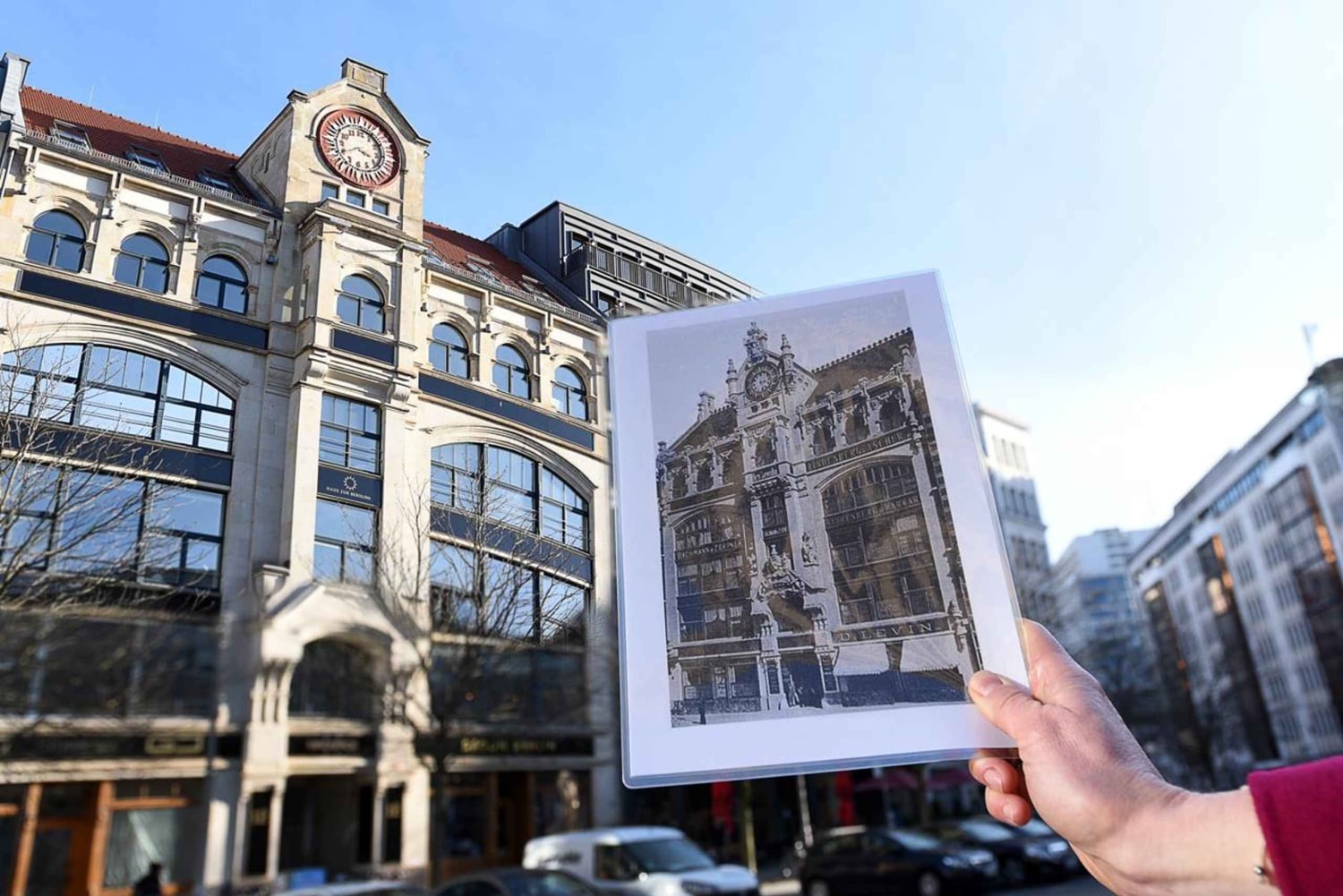 Berlin: Hidden gems around the Gendarmenmarkt - Guided walking tour