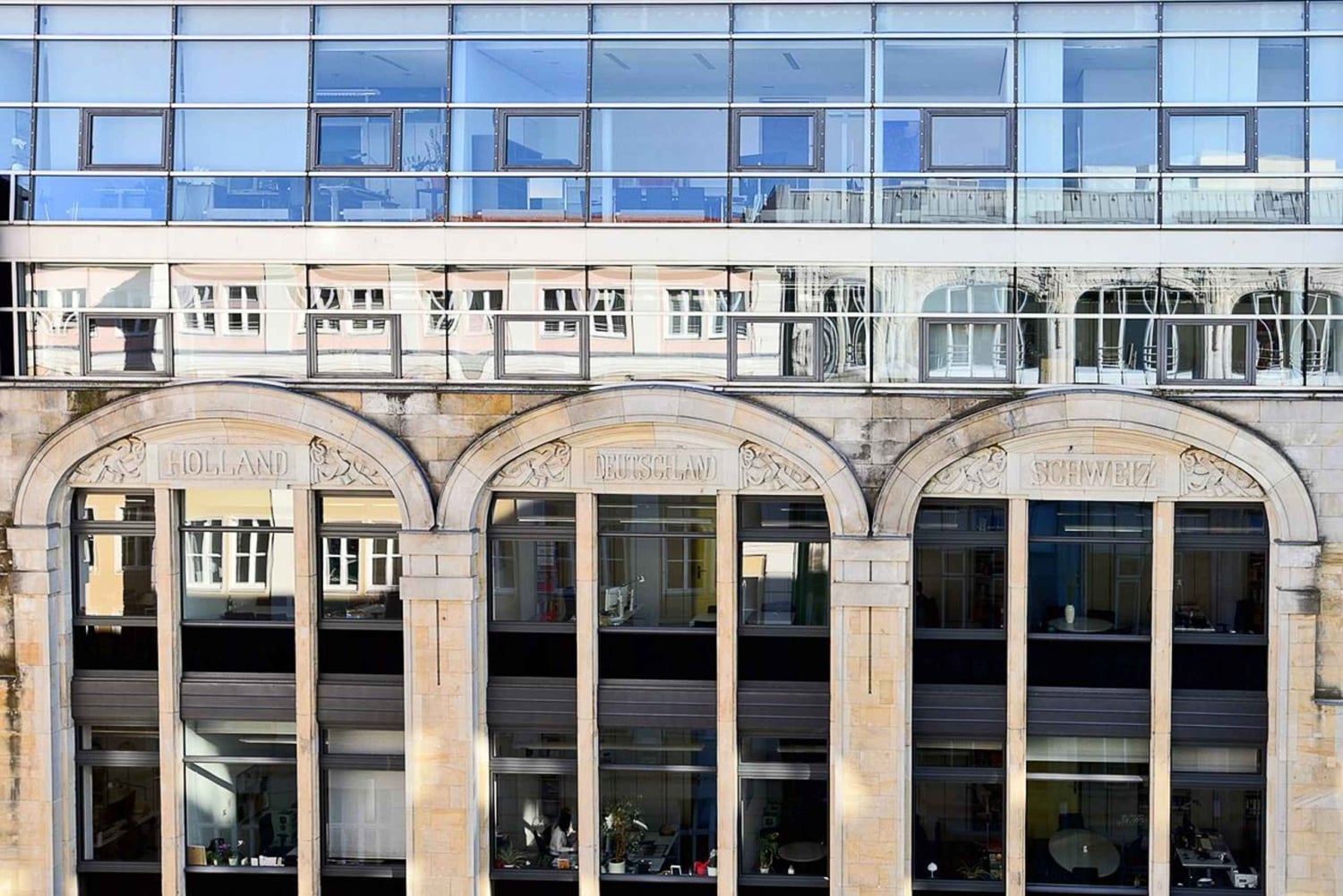 Berlin: Hidden gems around the Gendarmenmarkt - Guided walking tour