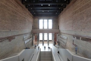 Berlin: Highlights Neues Museum Guided Tour