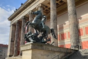Berlin: Highlights of the City - a Private Bus Tour