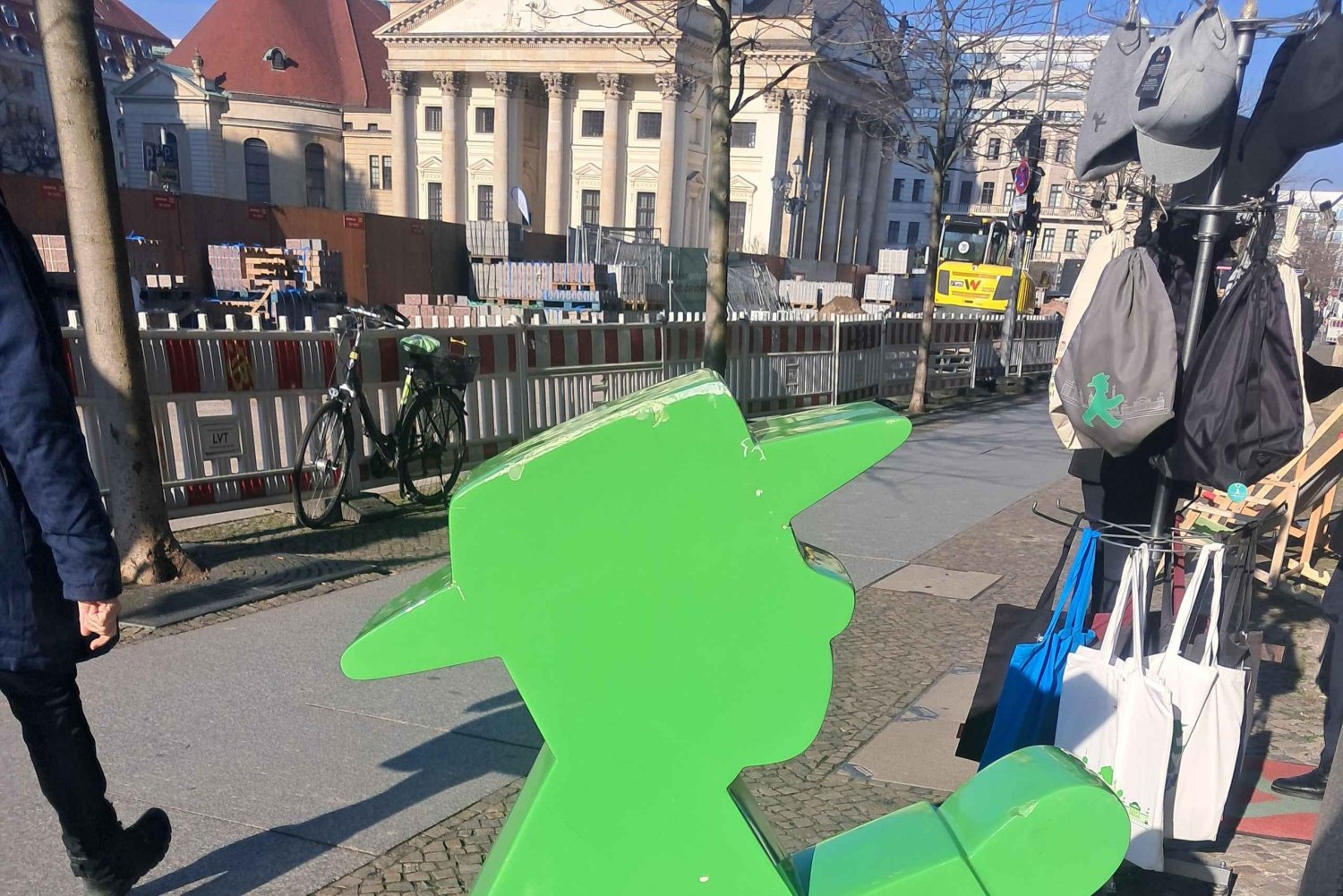 Berlin: Historical Highlights Half-Day Walking Tour