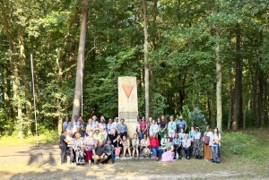 Berlijn: historische tour langs het pad van de dodenmars met auto