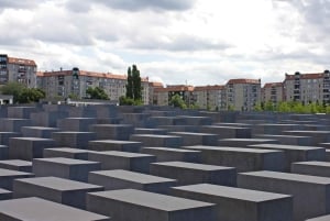 Berlino: tour storico a piedi con musica dal vivo