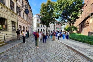 Berlin: History of JW Tour