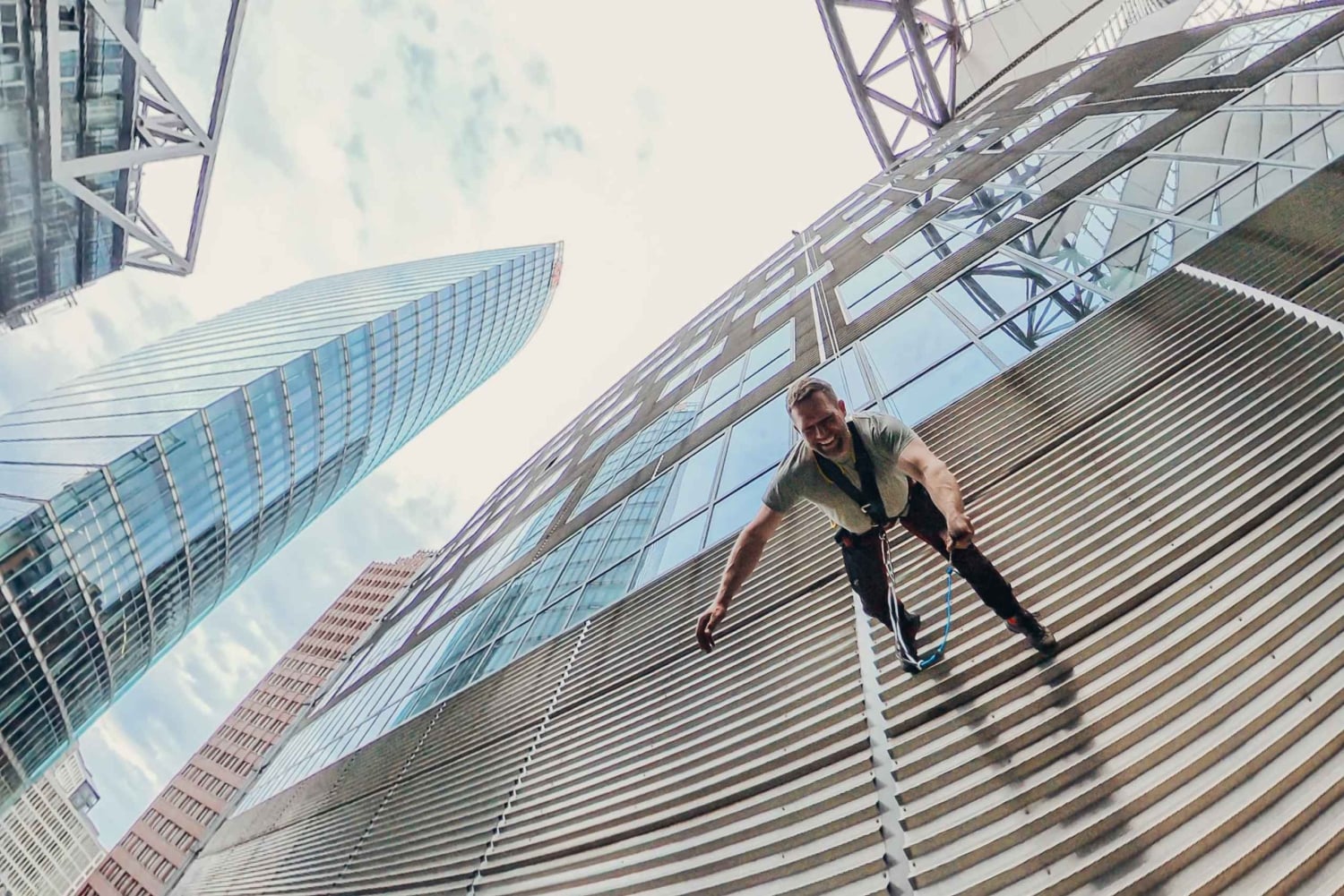 Berlin: House Running på 'Das Center' Berlin 40 meter lodret