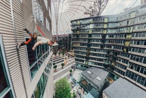 Berlin: House Running at 'Das Center' Berlin 40m vertical!