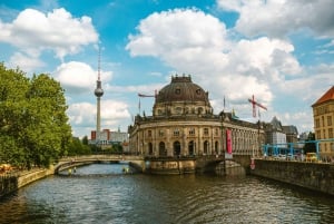 ベルリンのユダヤ人地区とホロコーストの歴史ウォーキングツアーをご案内いたします