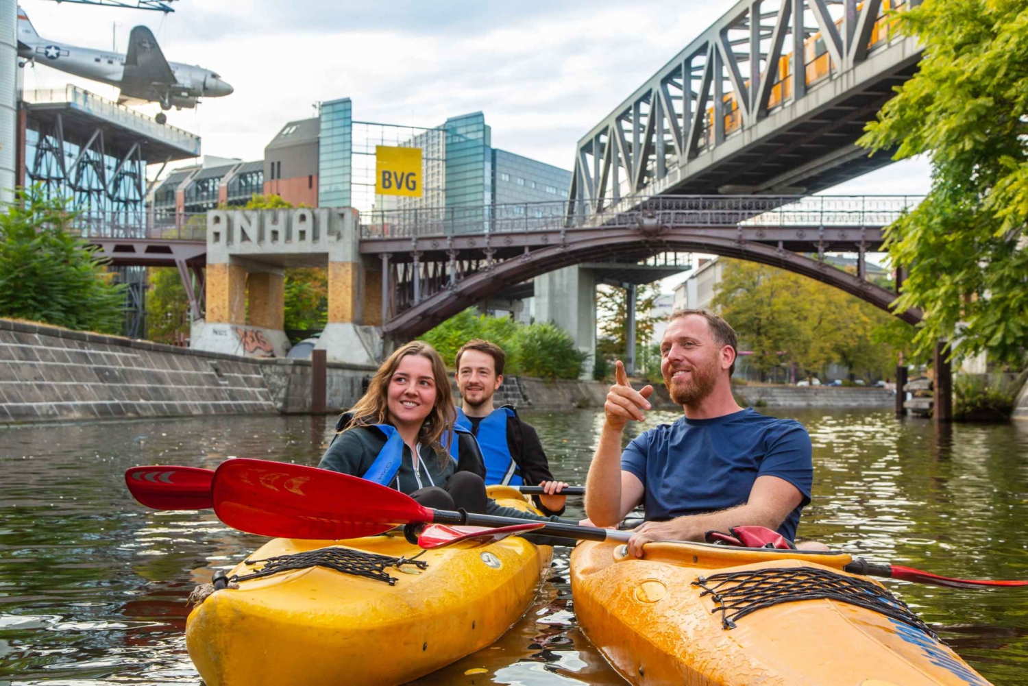 Berlin Kayaking Tour Through the City in Berlin