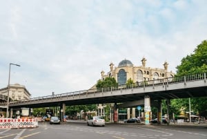 Berlin: Kreuzberg Guided Walking Evening Tour