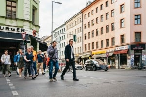 Berlin: Kreuzberg Guided Walking Evening Tour