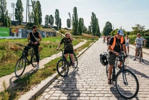 Berlin: Learn about the Cold War on a Guided Wall Bike Tour