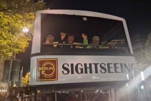 Berlim: excursão de ônibus pelo Light Festival com comentários ao vivo