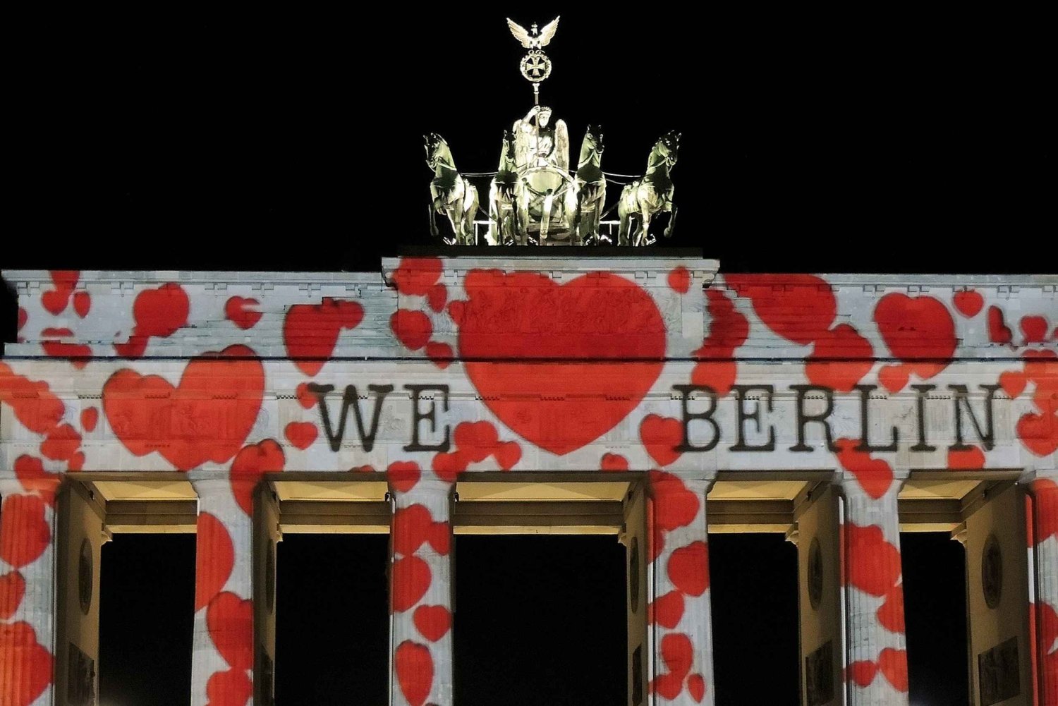 Berlin: Light Installations Walking Tour