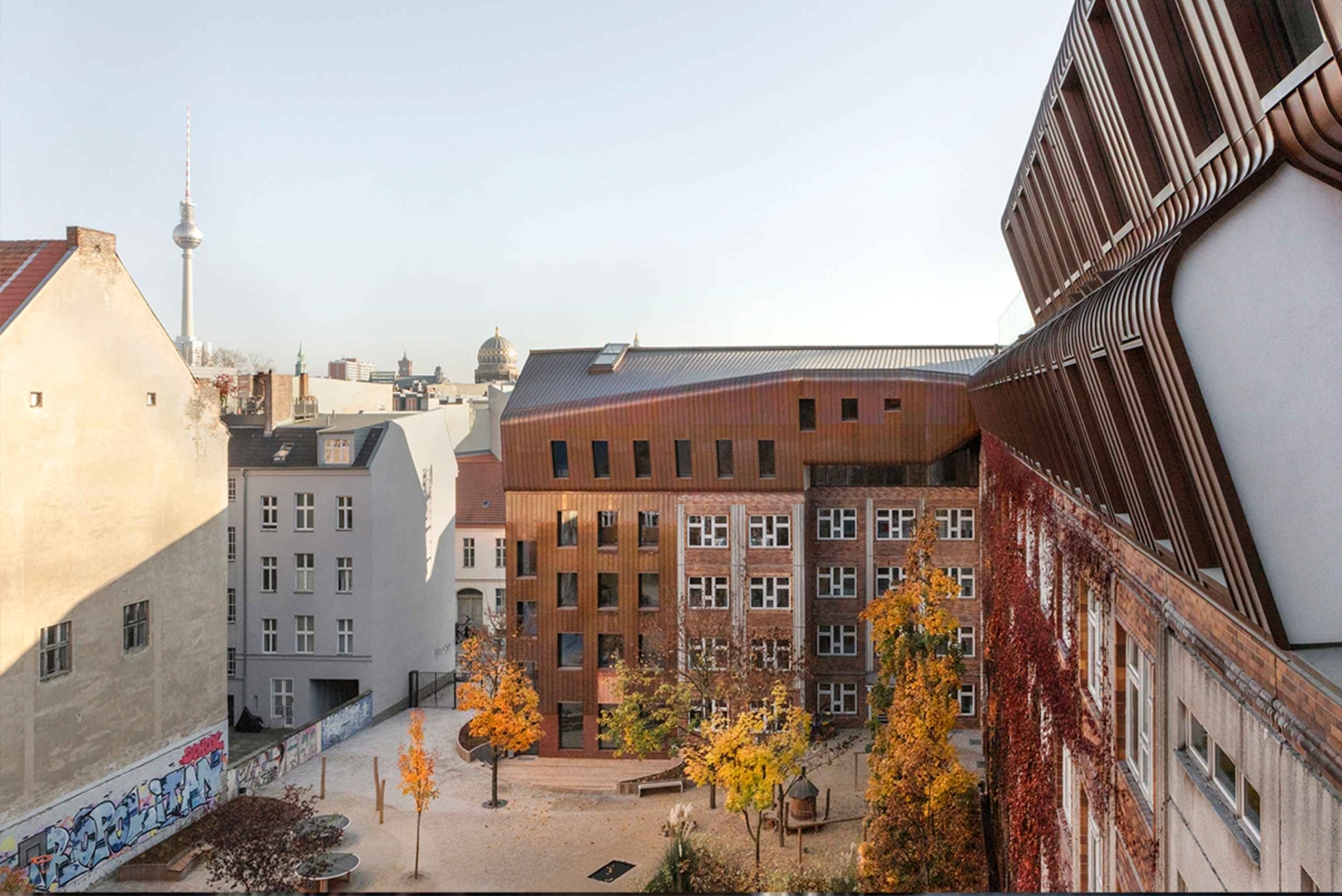 Berlin Mitte: Architecture Walking Tour