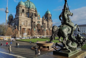 Berlin: Museum Island Guided Walking Tour